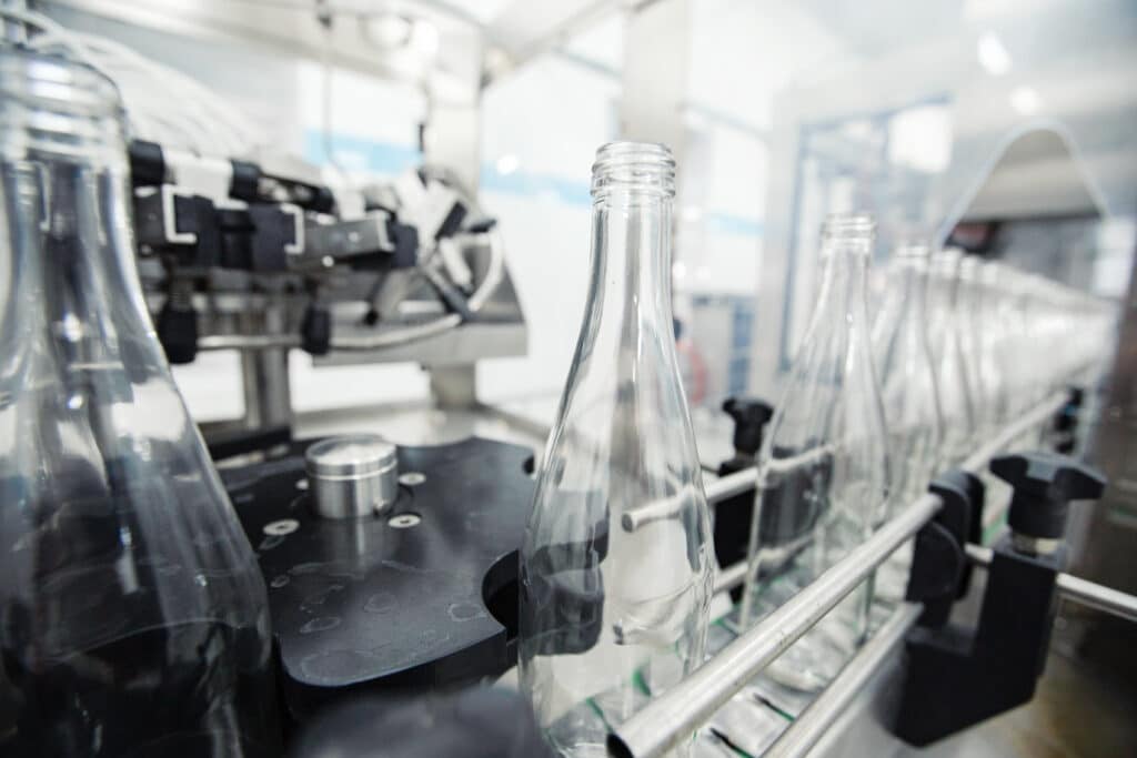 AXTRA media asset associated with auto liquid filling machine and filling, rinsing and liquid bottling systems.